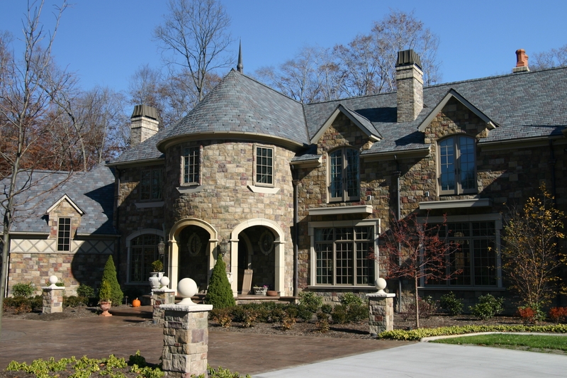 Poplar Bluff Manor Stone